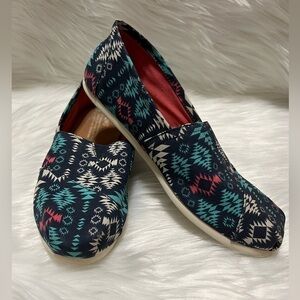 TOM’S Aztec Print Multicolor Women Shoes Sz W7.5